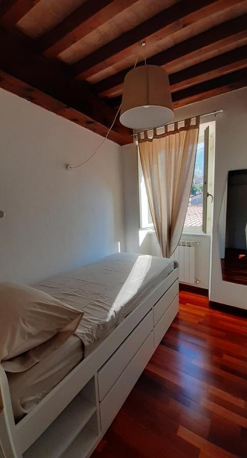 Il Nido Dell'Arancio Apartment Карара Екстериор снимка